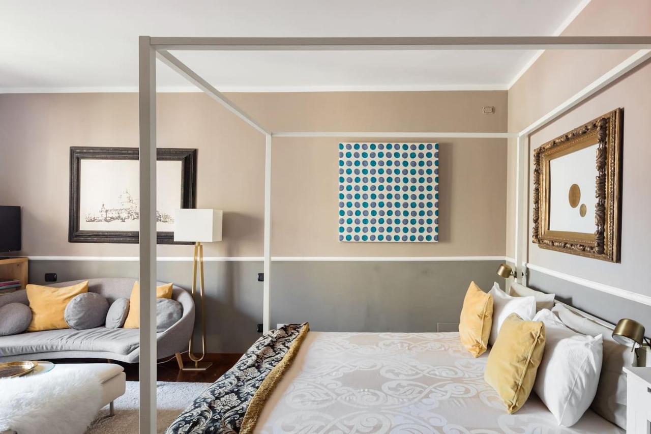 Golden Suite Apartment & Day Use ミラノ エクステリア 写真
