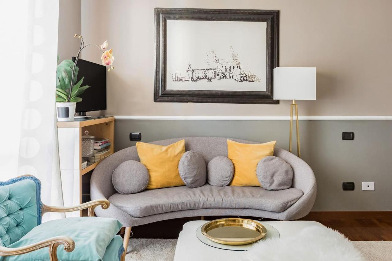 Golden Suite Apartment & Day Use ミラノ エクステリア 写真